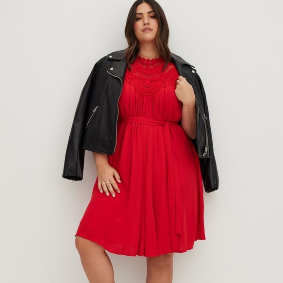 torrid Dresses & Skirts - Torrid Mini Crinkle Gauze Crochet Dress Size 2X